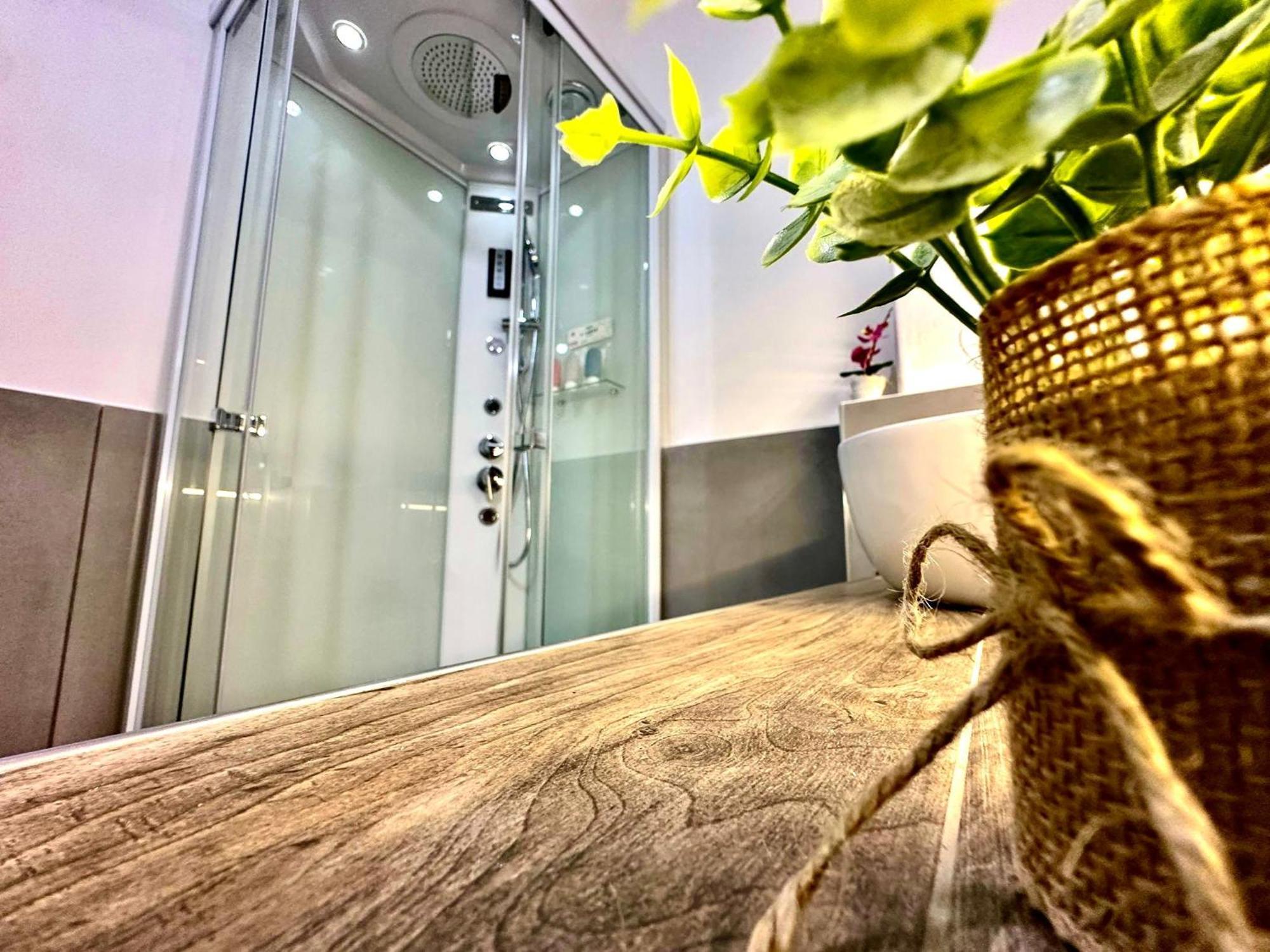 Delm Luxury Suite Aeroporto di Catania Fontana Rossa Esterno foto
