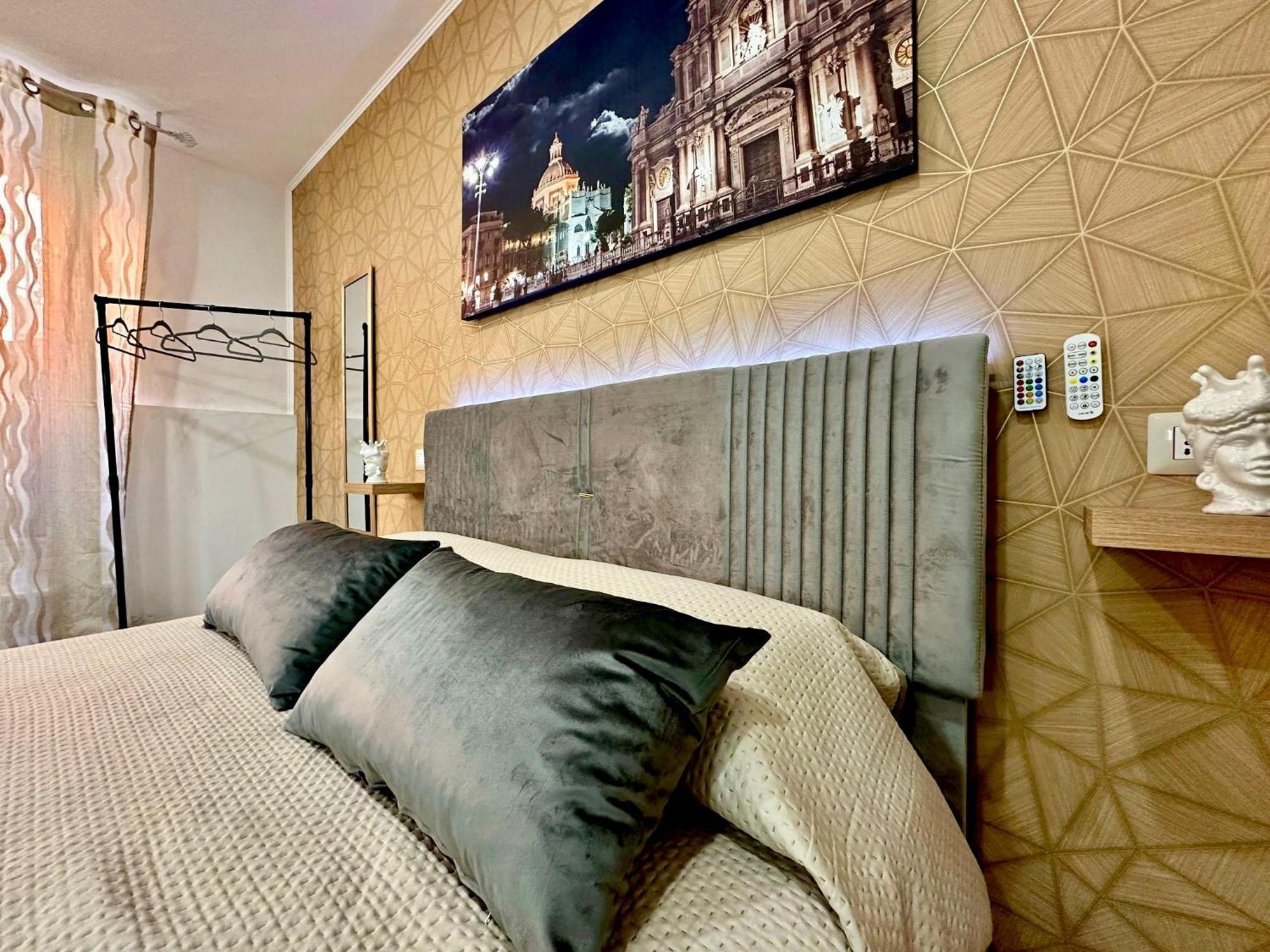 Delm Luxury Suite Aeroporto di Catania Fontana Rossa Esterno foto